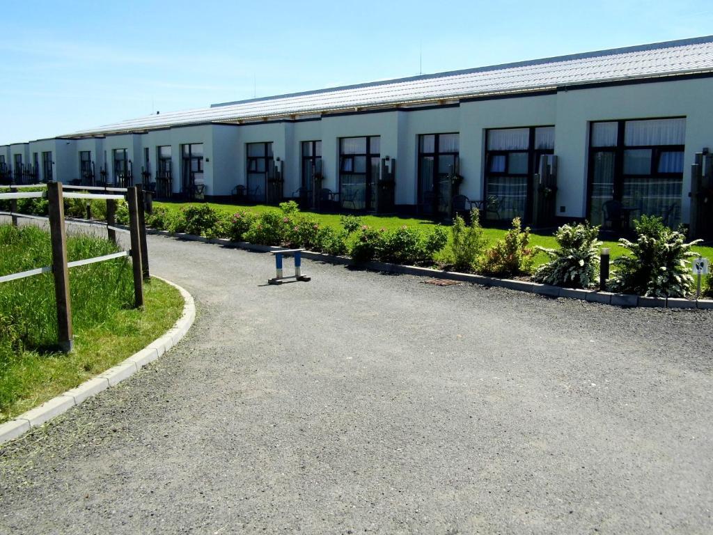 Reit- Und Sporthotel Eibenstock Bagian luar foto