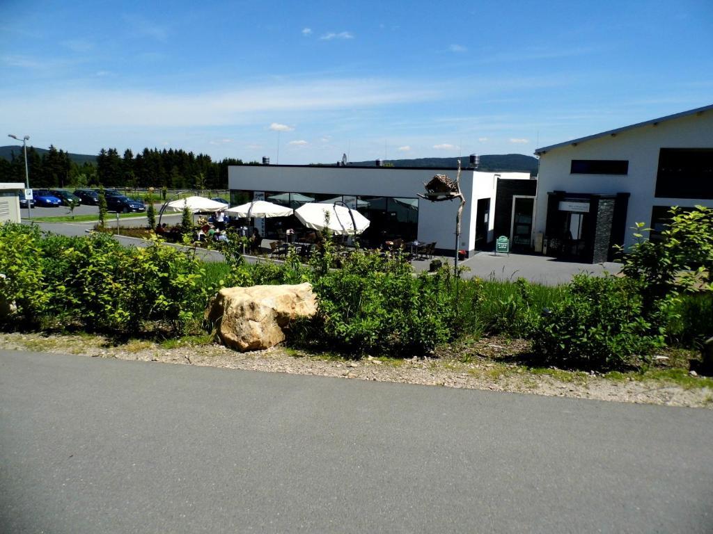 Reit- Und Sporthotel Eibenstock Bagian luar foto